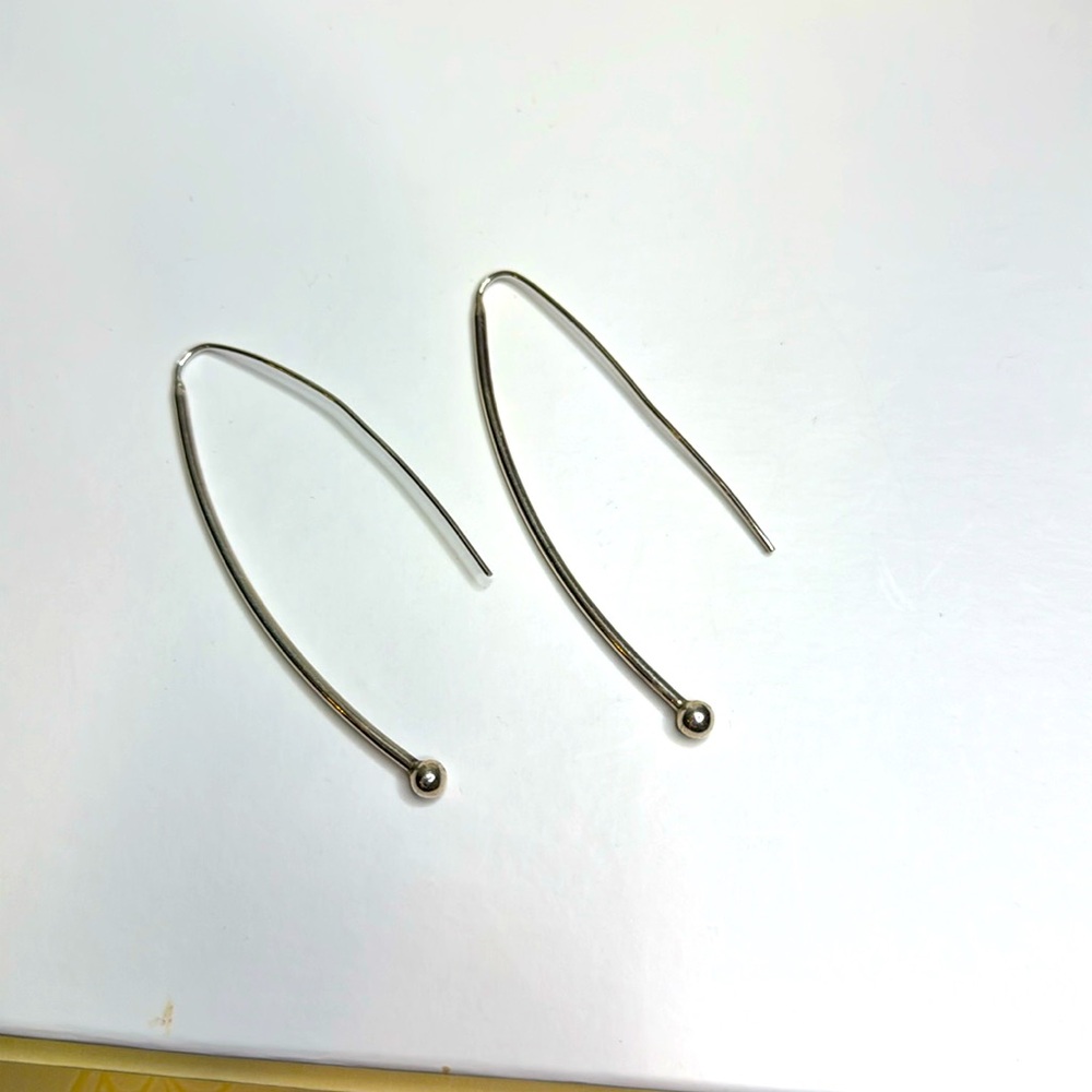 Trendy earrings 3” dangles stainless steel